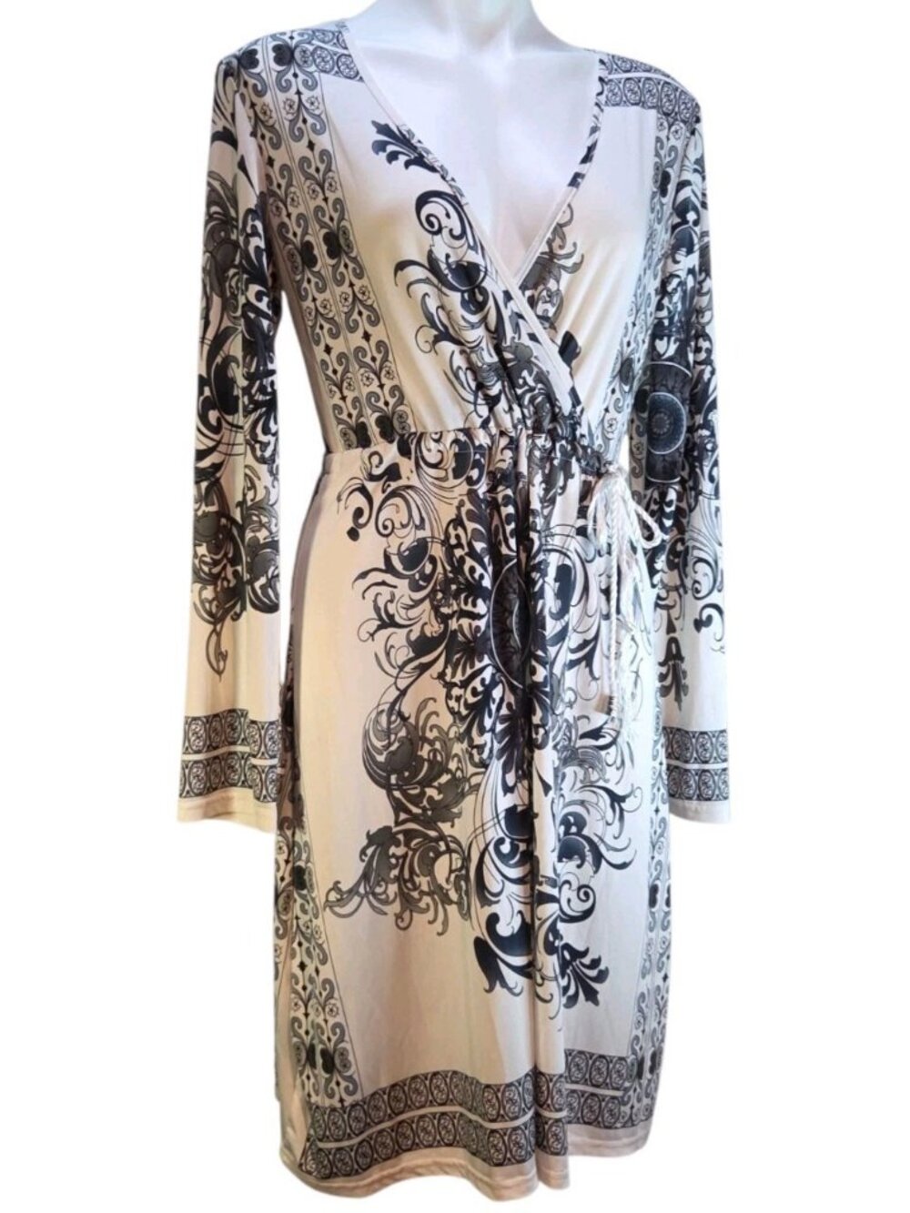 Urban Mango Black And White Dress Size Large Baroque Print Tie Back